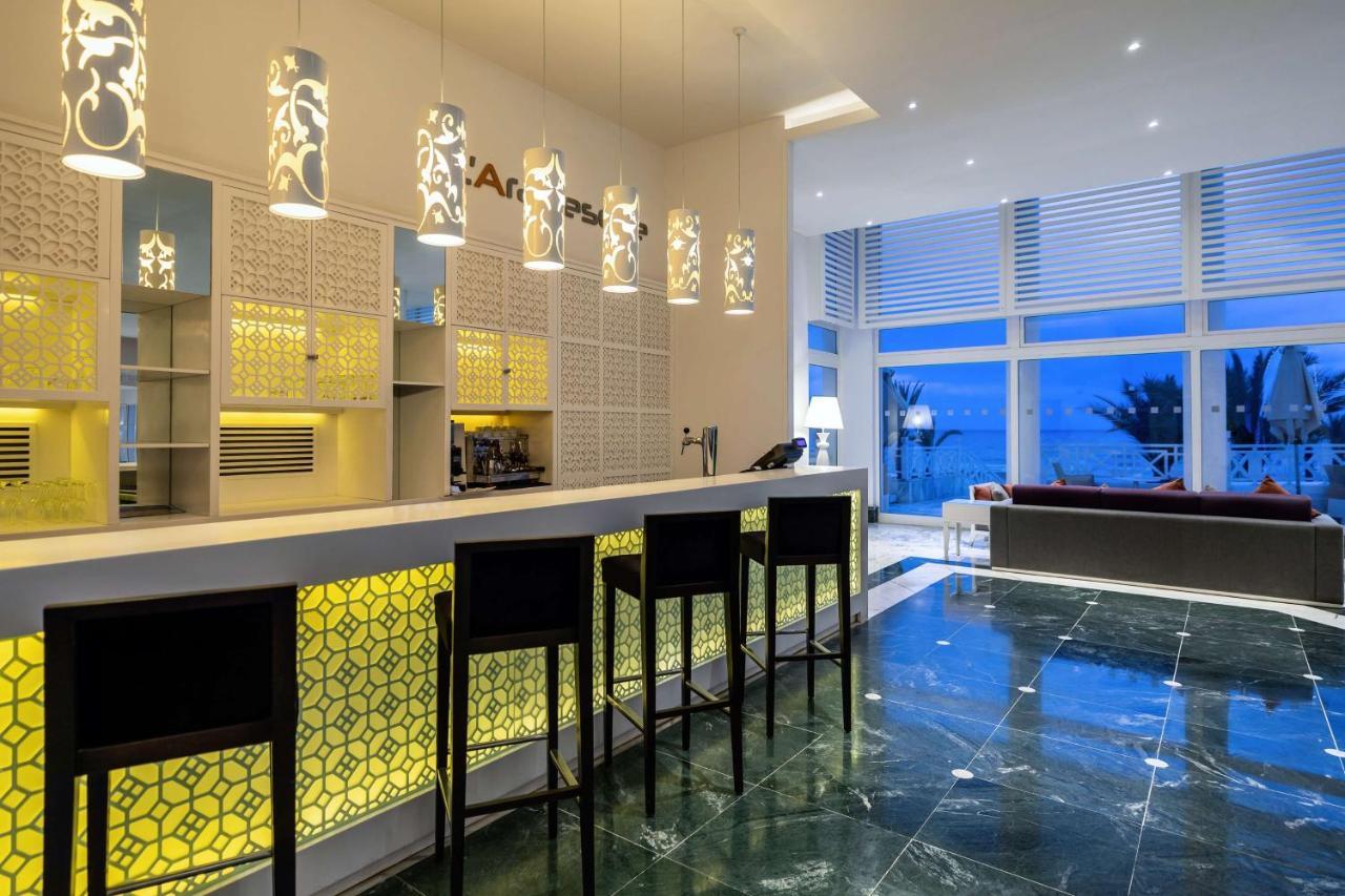 哈马迈特海水浴度假丽笙布鲁酒店 哈馬馬特 外观 照片 The bar at the 101 Sky Lounge