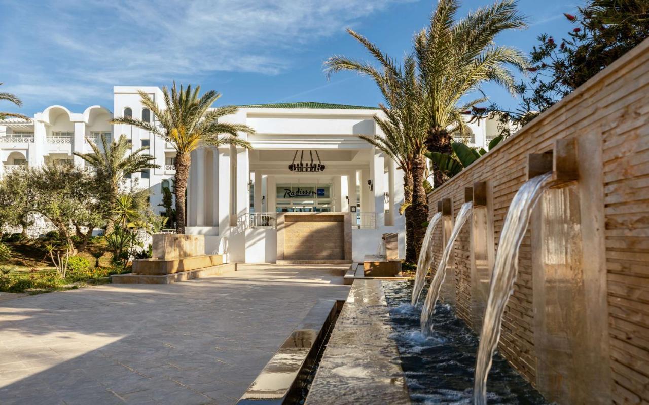 哈马迈特海水浴度假丽笙布鲁酒店 哈馬馬特 外观 照片 The resort's entrance